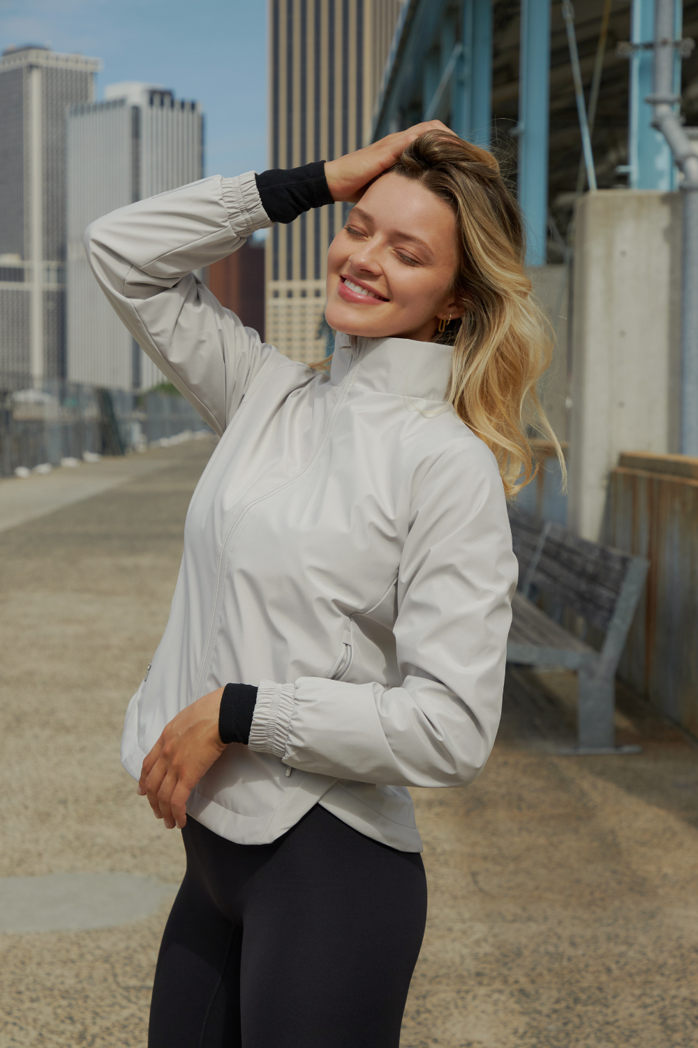 Primaloft 3 層輕質夾克