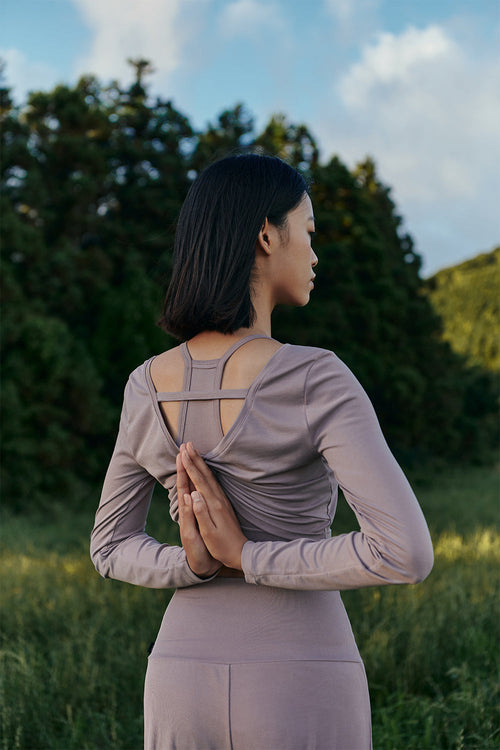 Bayu Yogini s dlouhým rukávem